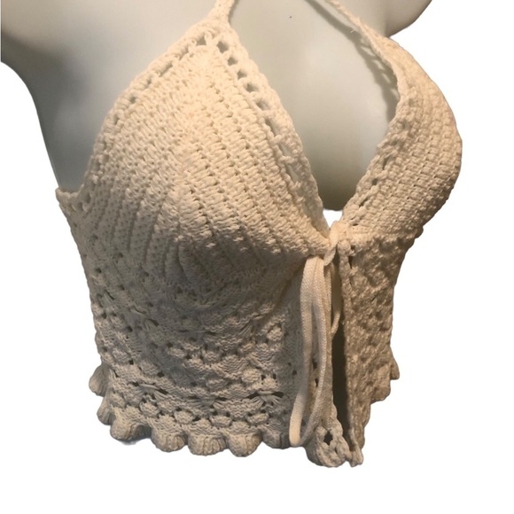 American Eagle Crochet Festival Cream Halter Top Sz. M Boho Chic Cropped Tied - Picture 8 of 10